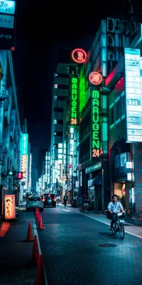 Lebendige städtische Nachtlandschaft mit Fahrrad und Neonlichtern