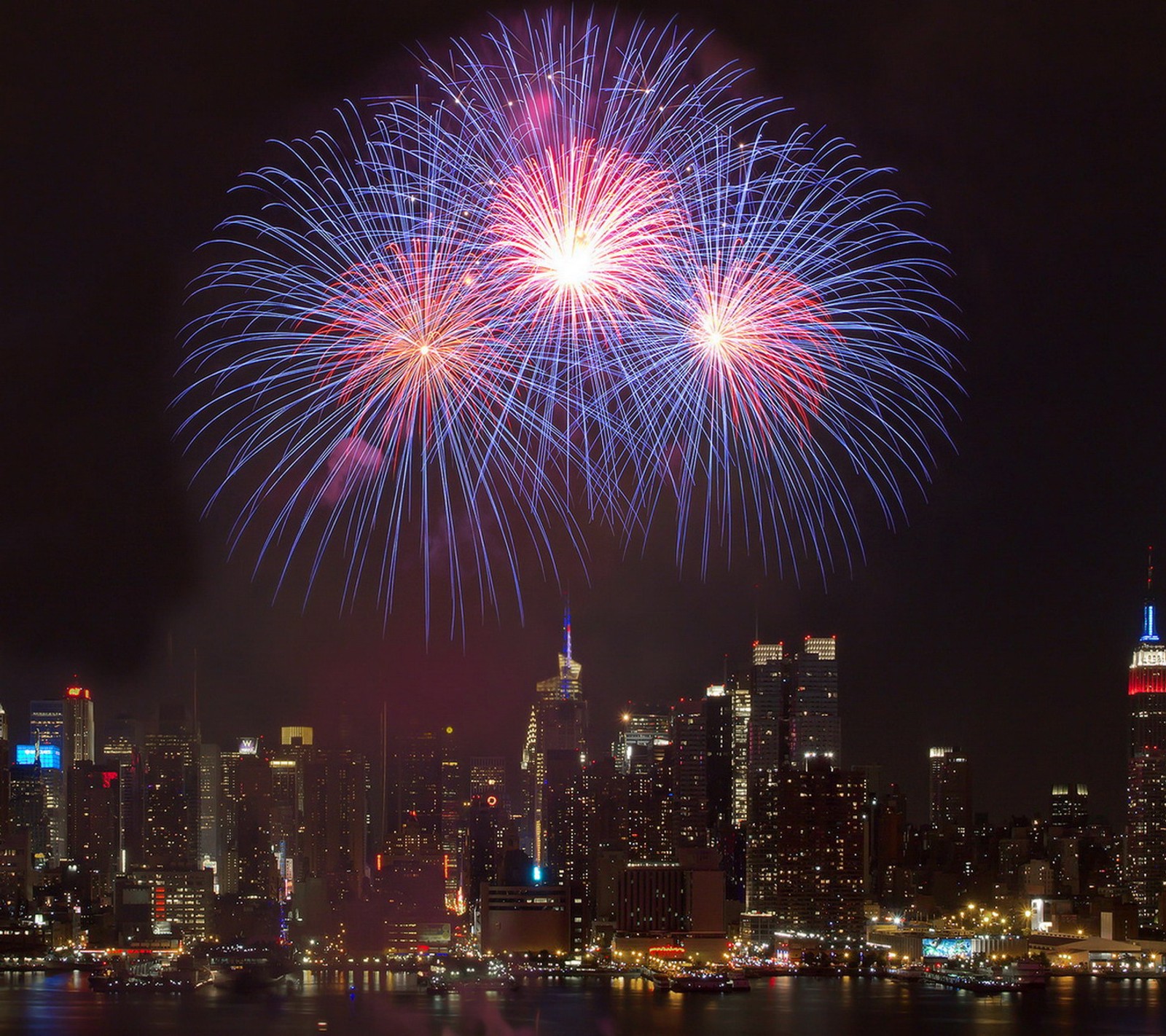 Baixar papel de parede cidade, fogo de artifício