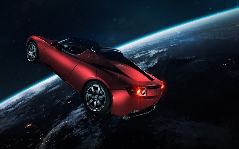 Близкий план красного спортивного автомобиля, летящего над землей (elon musks tesla roadster, tesla in space, красные машины, земля, горизонт)