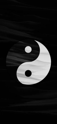 Yin Yang monocromático: Abraçando a dualidade na escuridão