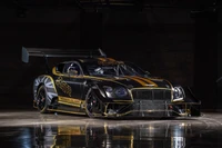 2021 Bentley Continental GT3 en noir et jaune audacieux sur fond sombre