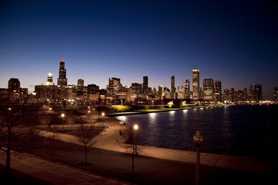 Horizonte de Chicago à noite: Um deslumbrante reflexo da cidade