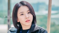 Чхэён из TWICE: Очаровательная Уверенность и Стиль