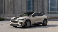 2025 Ford Mustang Mach-E Rally: Elegante SUV Eléctrico de Rendimiento