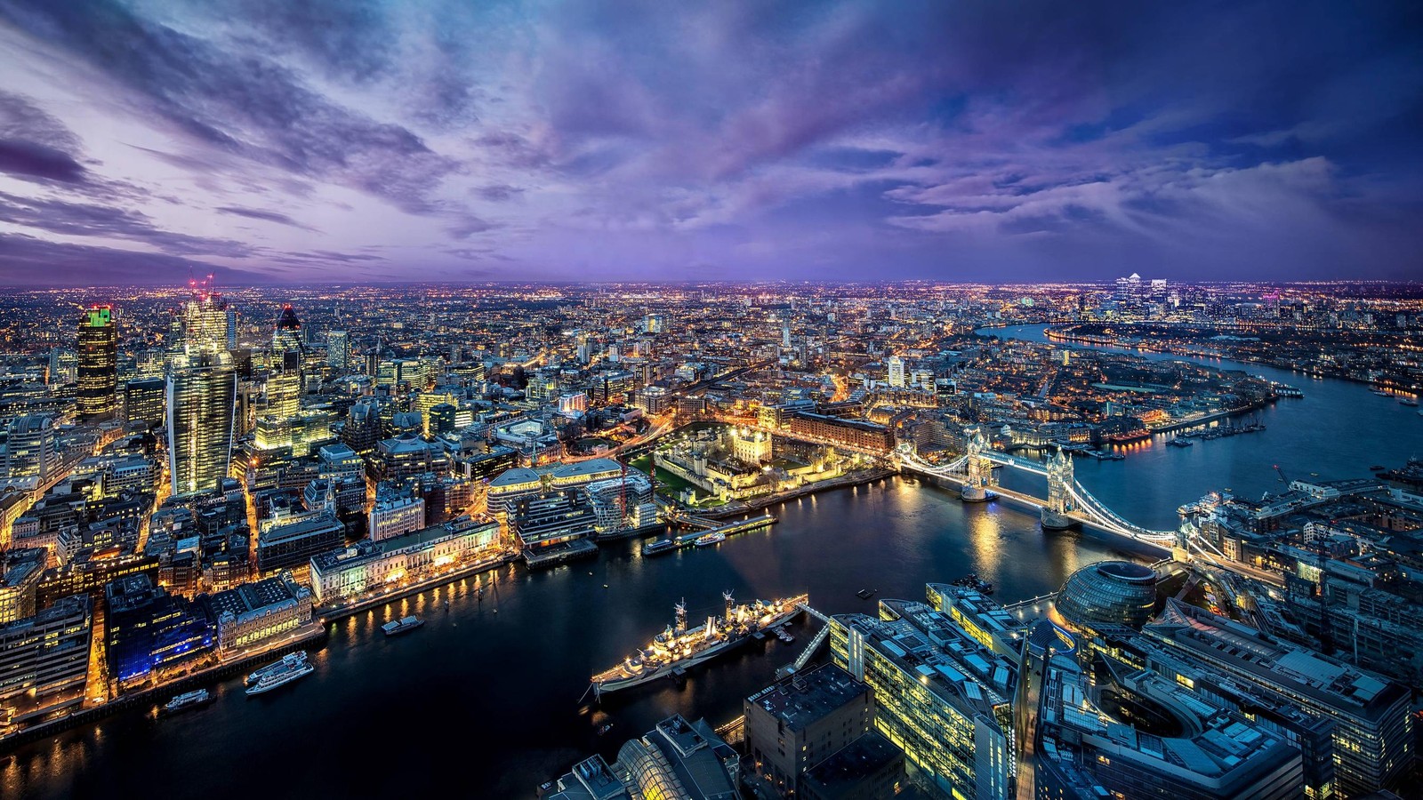 Vue de londres la nuit depuis la tour shard (paysage urbain, ville, zone urbaine, métropole, horizon)