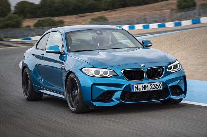 Bmw m28 competition едет по трассе (bmw, машина, спортивный автомобиль, роскошный автомобиль, bmw f22)