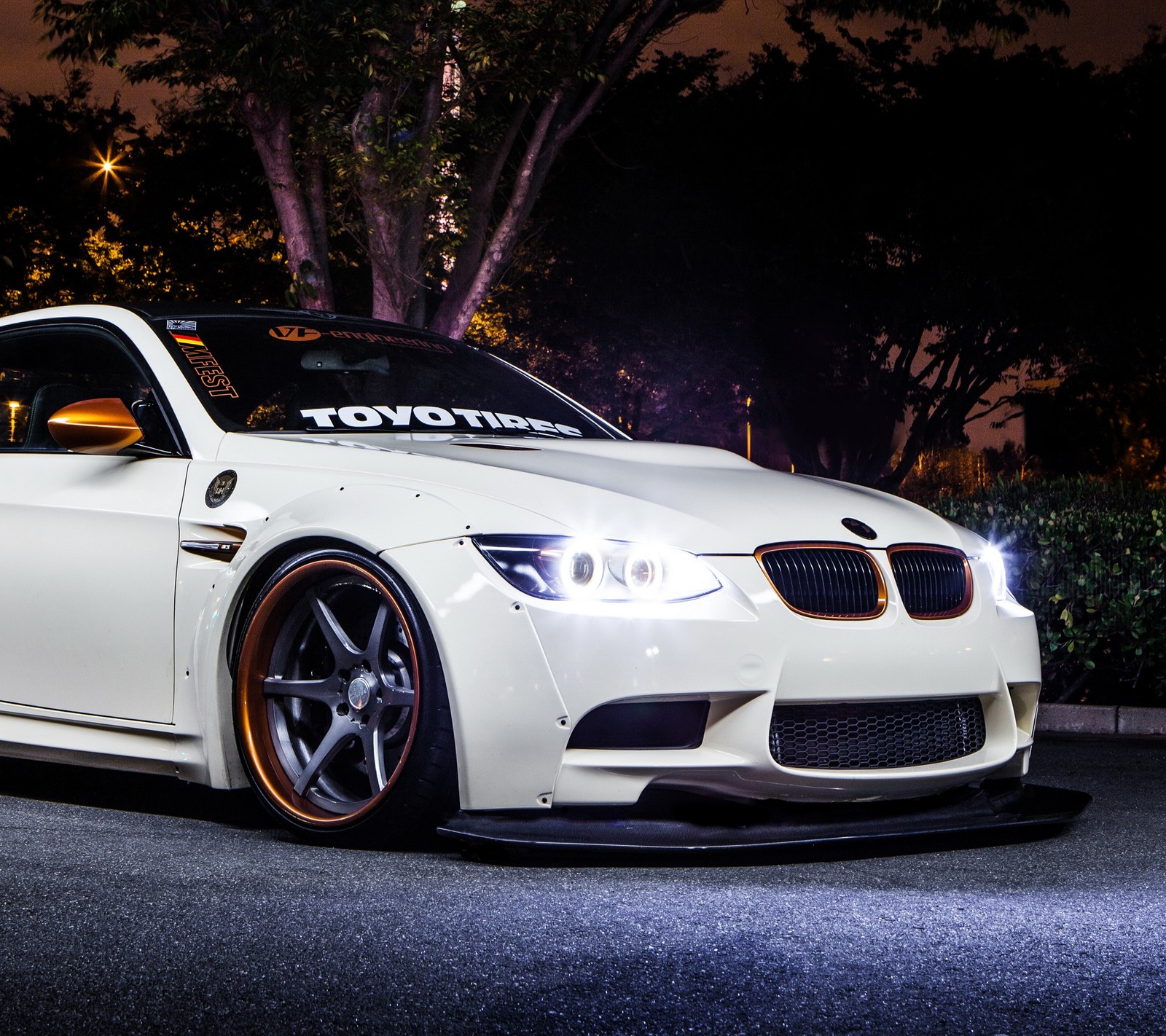 Arafed white bmw m3 with orange rims parked in a parking lot (bmw, coupe, e92, m3, modified)