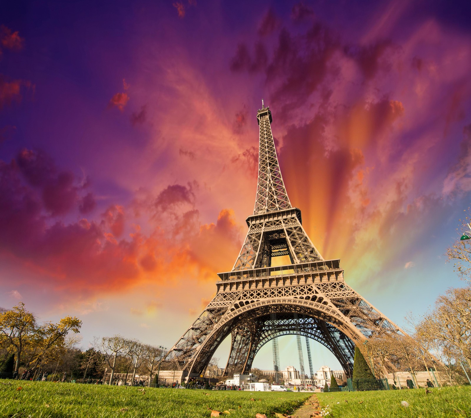 eiffel tower, paris Download Wallpaper