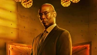 Lance Reddick dans le rôle de Charon dans John Wick : Chapitre 4 (2023)