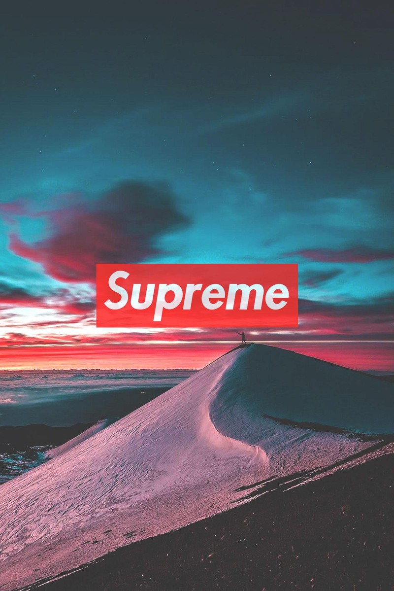 Супрематистские обои для iphone (гора, supreme)