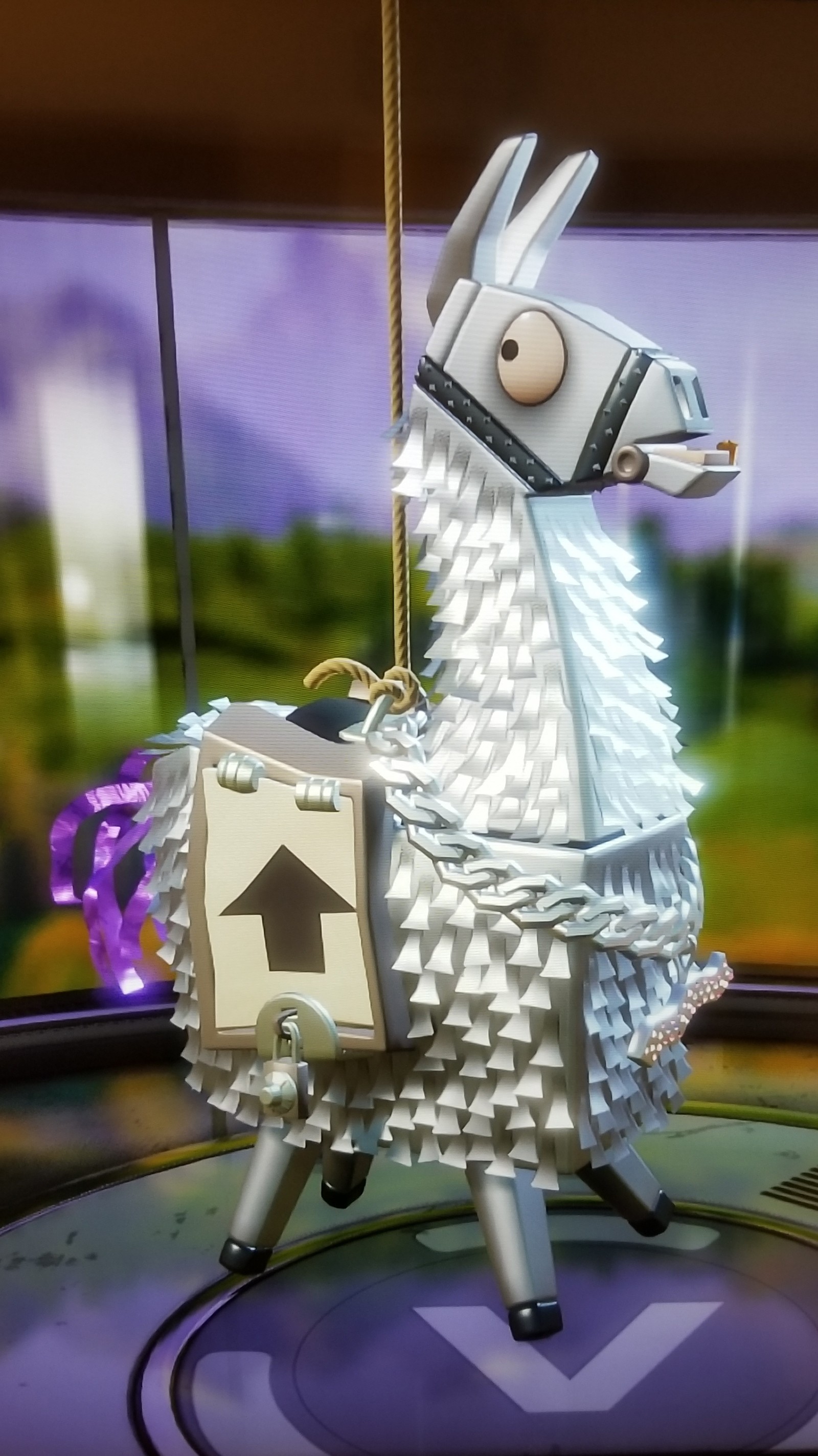 fortnite, silver llama Download Wallpaper