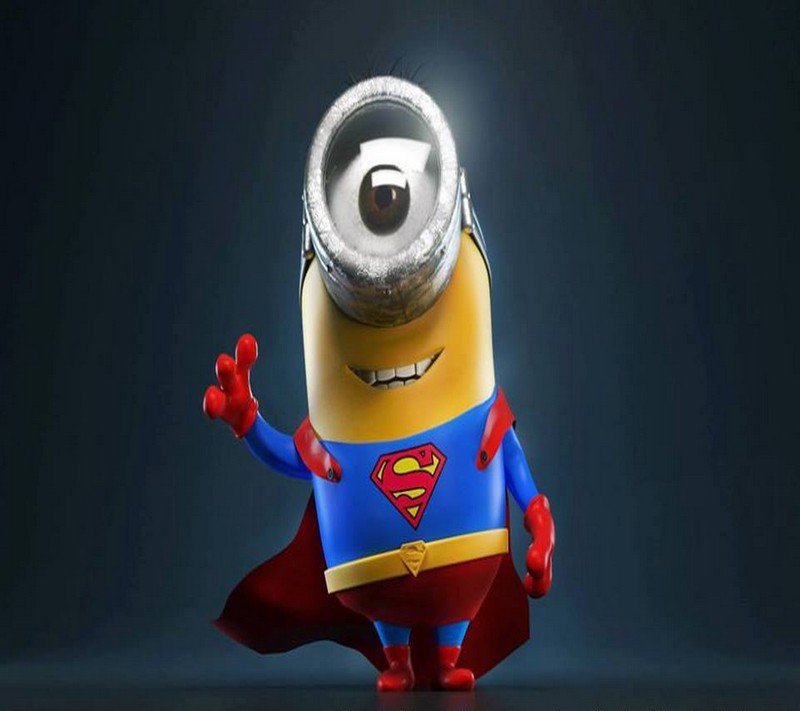 Крупный план миньона, одетого в супермена с банкой пива (minion, супер, супермен, superman)