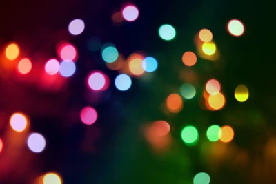 Bunte Bokeh von Weihnachtslichtern mit künstlerischem Flair