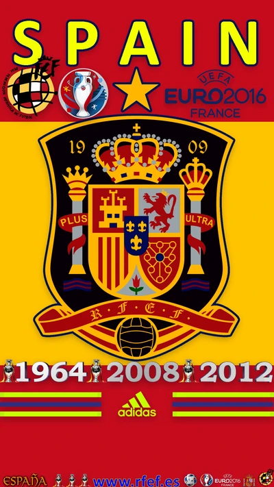 Emblem der spanischen Nationalmannschaft mit UEFA Euro Trophäen