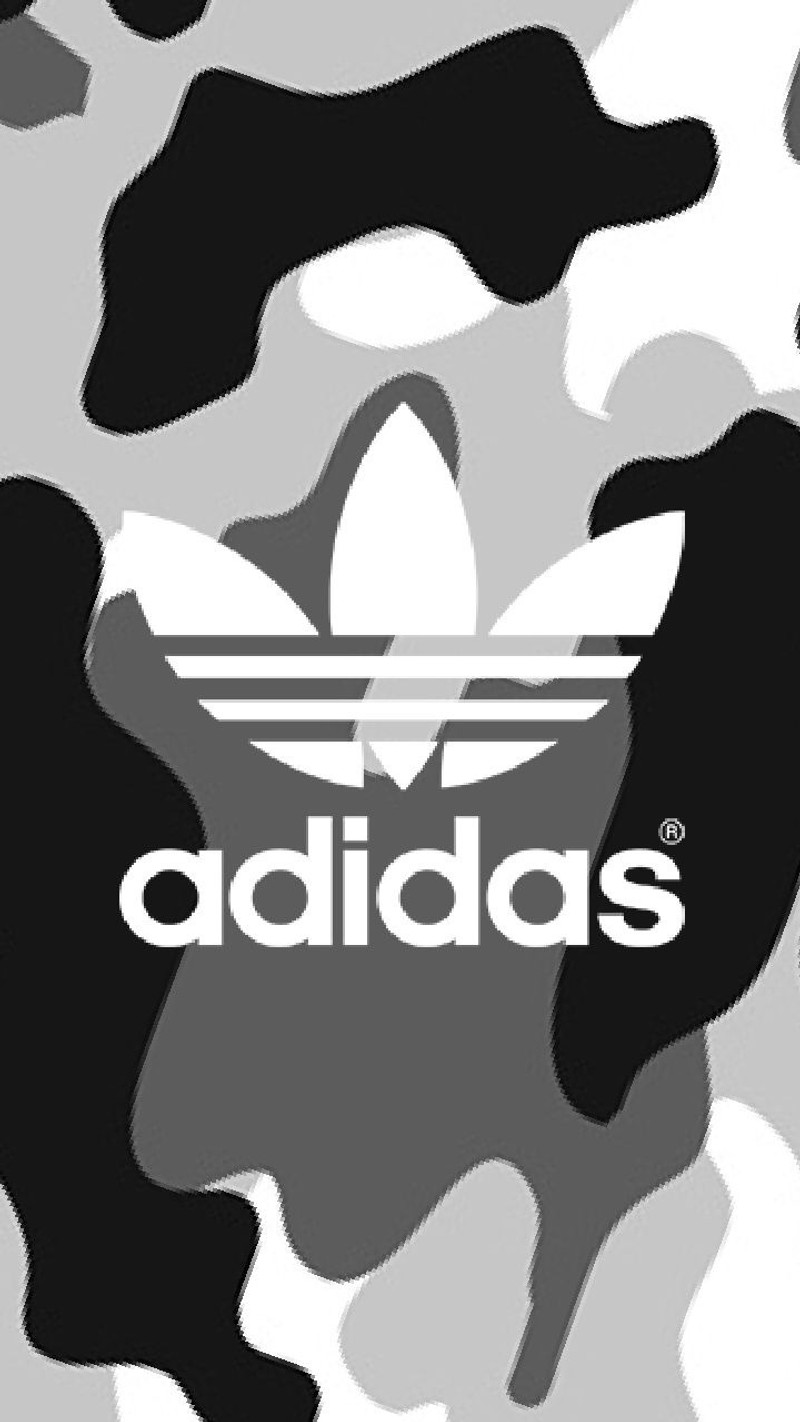 Логотип adidas на камуфляжном фоне (adidas camo, камуфляж, морской, marine camo)