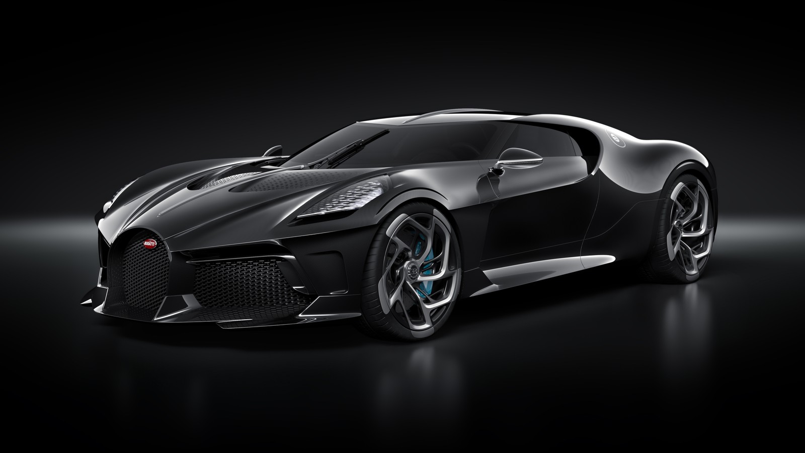 Um carro bugatti preto mostrado em uma sala escura (bugatti la voiture noire, 5k, os carros mais caros do mundo, hipercarros, fundo preto)