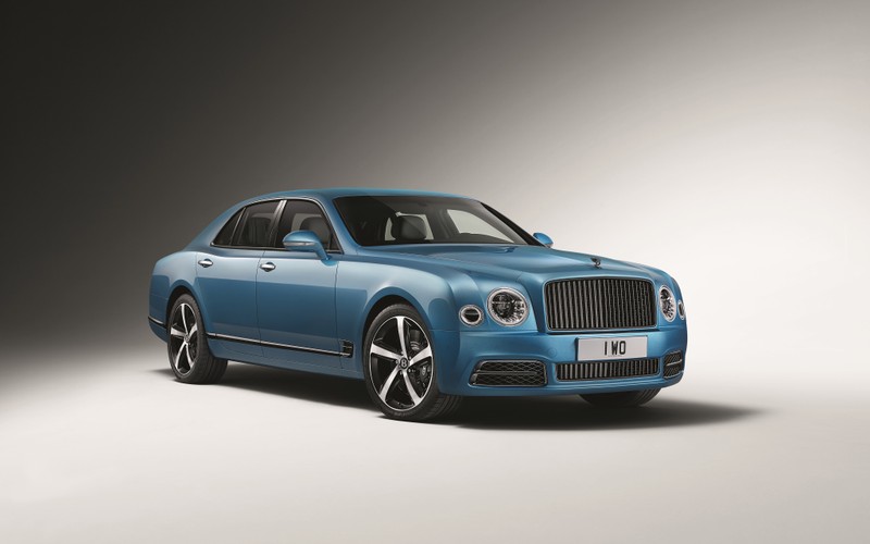 Синий bentley mulsanne показан в студии (бентли моторс лимитед, bentley motors limited, бентли, bentley, машина)