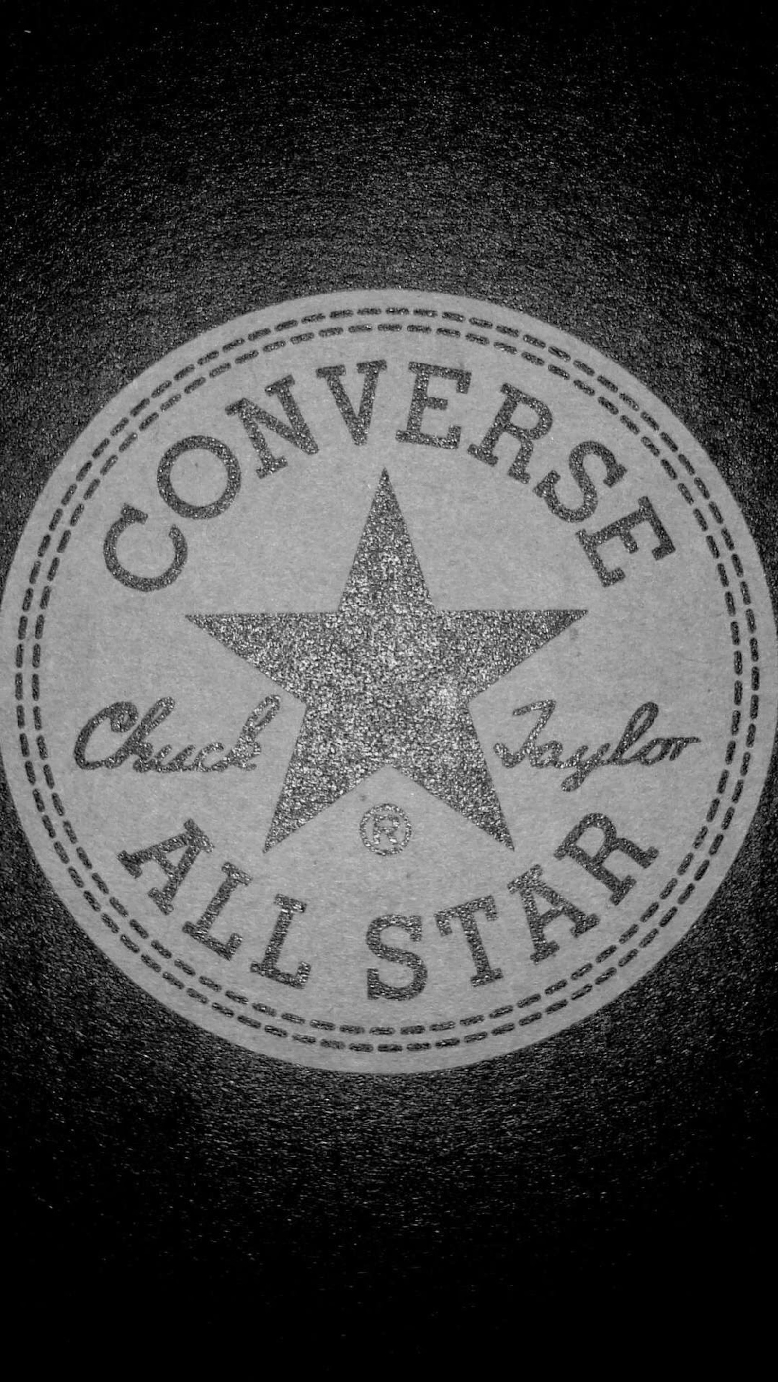 Logo converse all star sur un fond noir (marque, converse, chaussures)