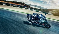 Kawasaki Ninja ZX-10R Edição de Teste de Inverno na Pista de Corrida