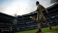 FIFA 18 Gameplay: Cristiano Ronaldo feiert ein Tor in einem vollen Stadion