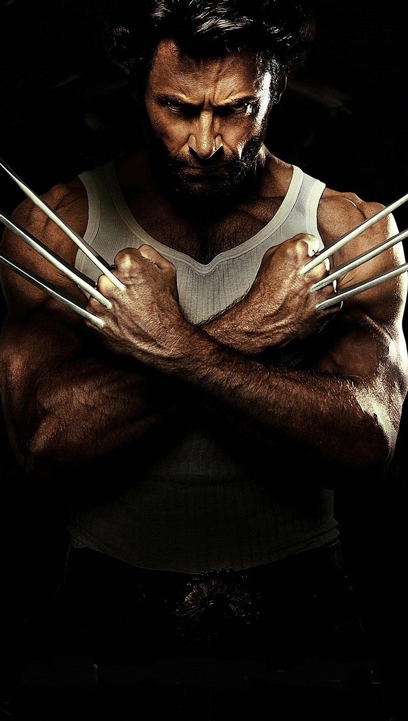 Вулверин с когтями на груди и скрещенными руками (развлечения, фильм, wolverine, x men)