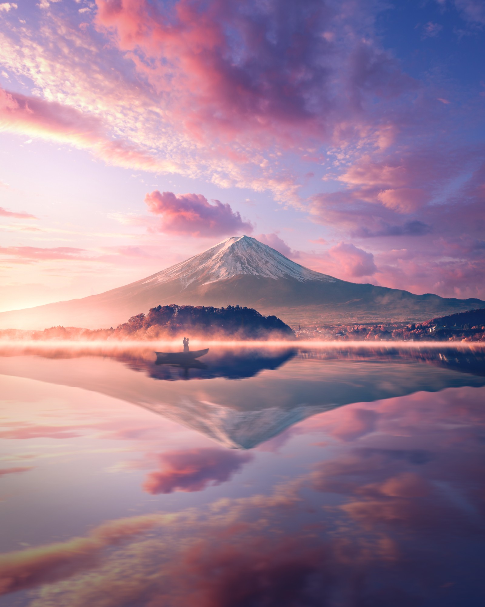 Vista embaçada de uma montanha com um lago e um céu rosa (monte fuji, vulcão, japão, flúmen, reflexo)