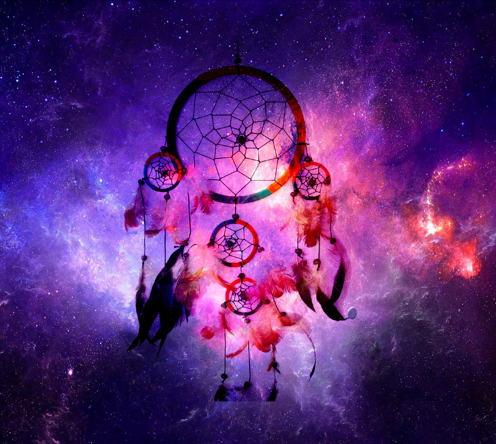 Un primer plano de un atrapasueños con un fondo de galaxia (dreamcather, espacio, espíritu, the best dreamcatcher)