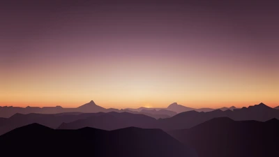 Serene Sonnenuntergang über silhouettierten Bergen