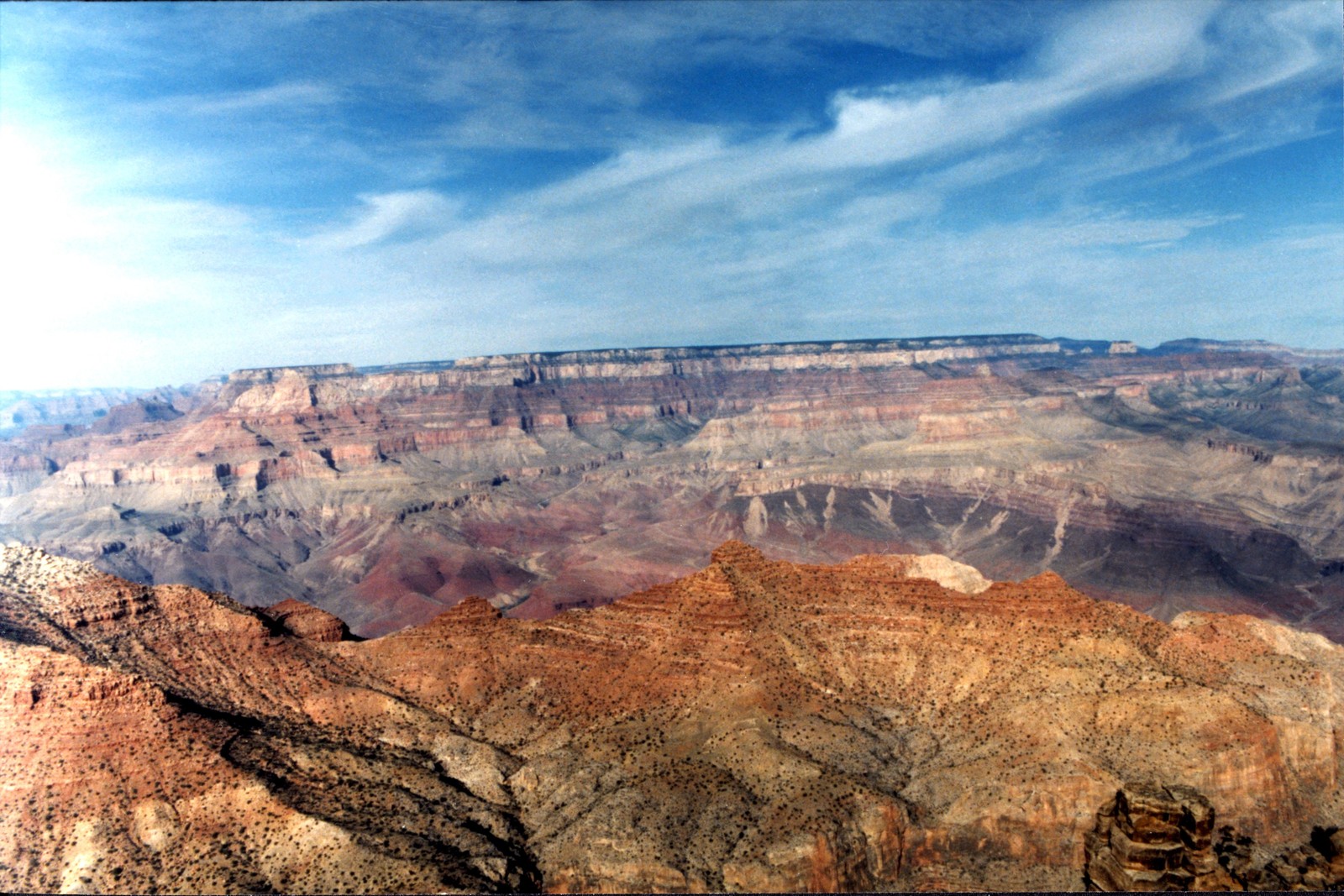 Araffe view of a canyon with a very steep cliff (grand canyon national park, geology, national park, canyon, park)