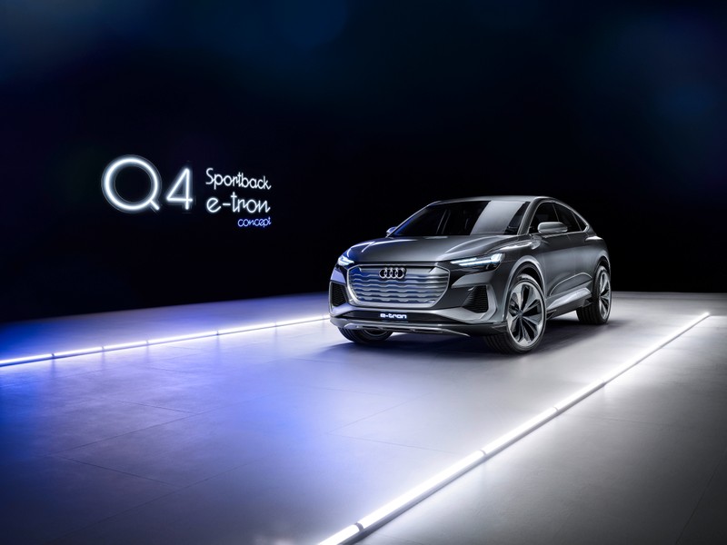 Ауди q4 концепт внедорожник представлен на запуске (audi q4 sportback e tron, электрический внедорожник, концепт кары, 2020, 5k)