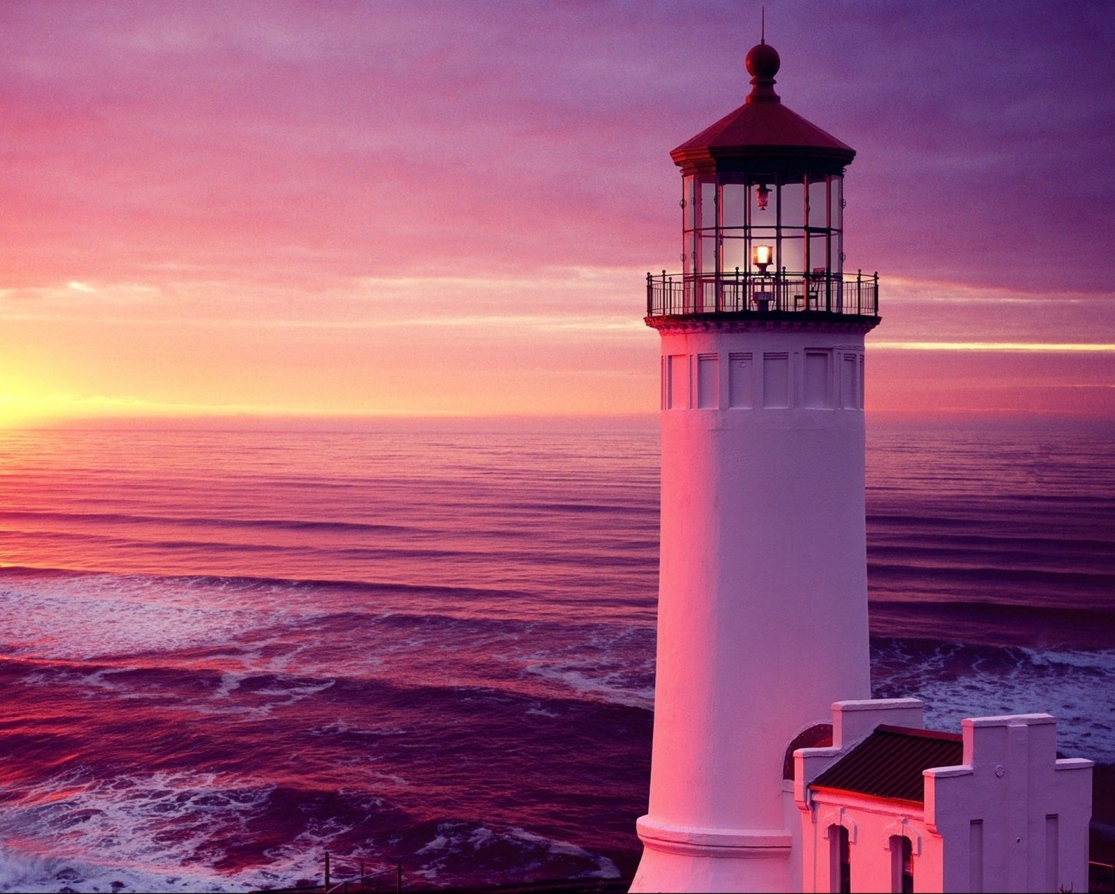 lighthouses, purple sunset, sea, sunset wallpaper