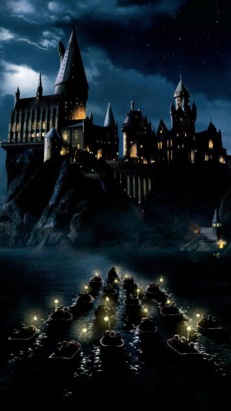 Ночная сцена замка хогвартс с лодками на воде (хогвартс, hogwarts, волшебники)