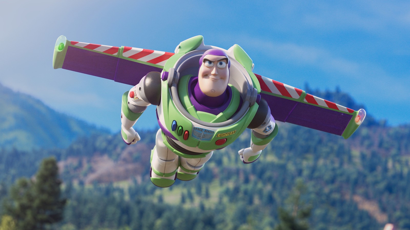 Gros plan d'un avion en jouet volant dans le ciel (buzz léclair, buzz lightyear, toy story 4, film)