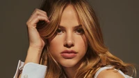 halston sage, american, actress, celebrity, women wallpaper