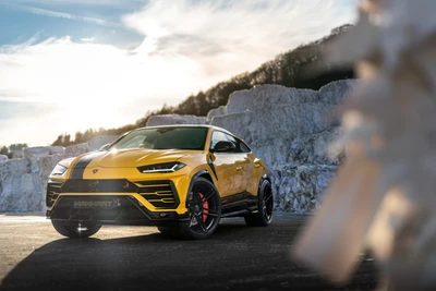 Lamborghini Urus: Um impressionante carro esportivo em uma paisagem dramática