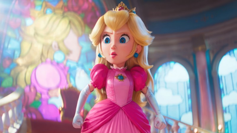 Близкий план куклы в розовом платье в комнате (принцесса пич, princess peach, супер марио брос, the super mario bros, фильм)