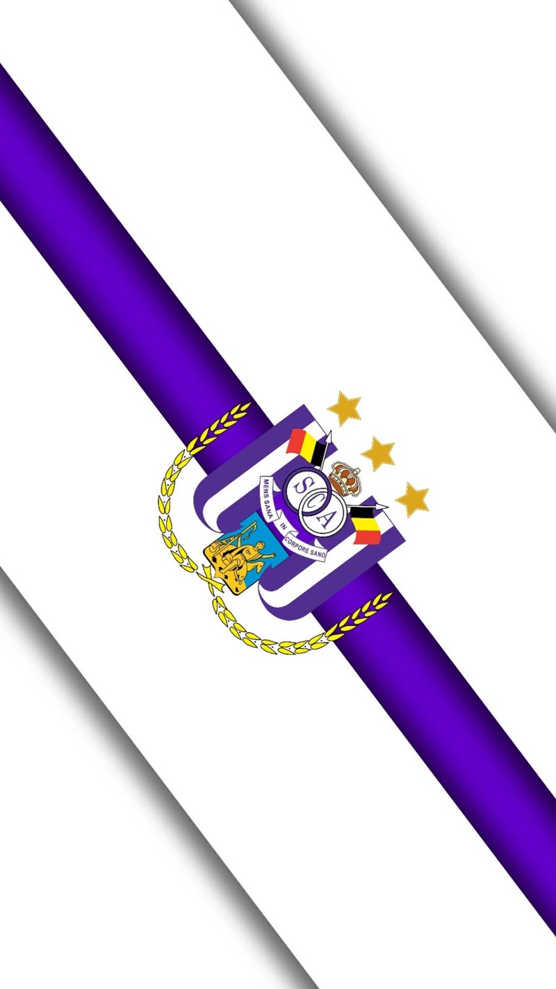 Um close de uma bandeira com uma estrela no topo (anderlecht, rsca)