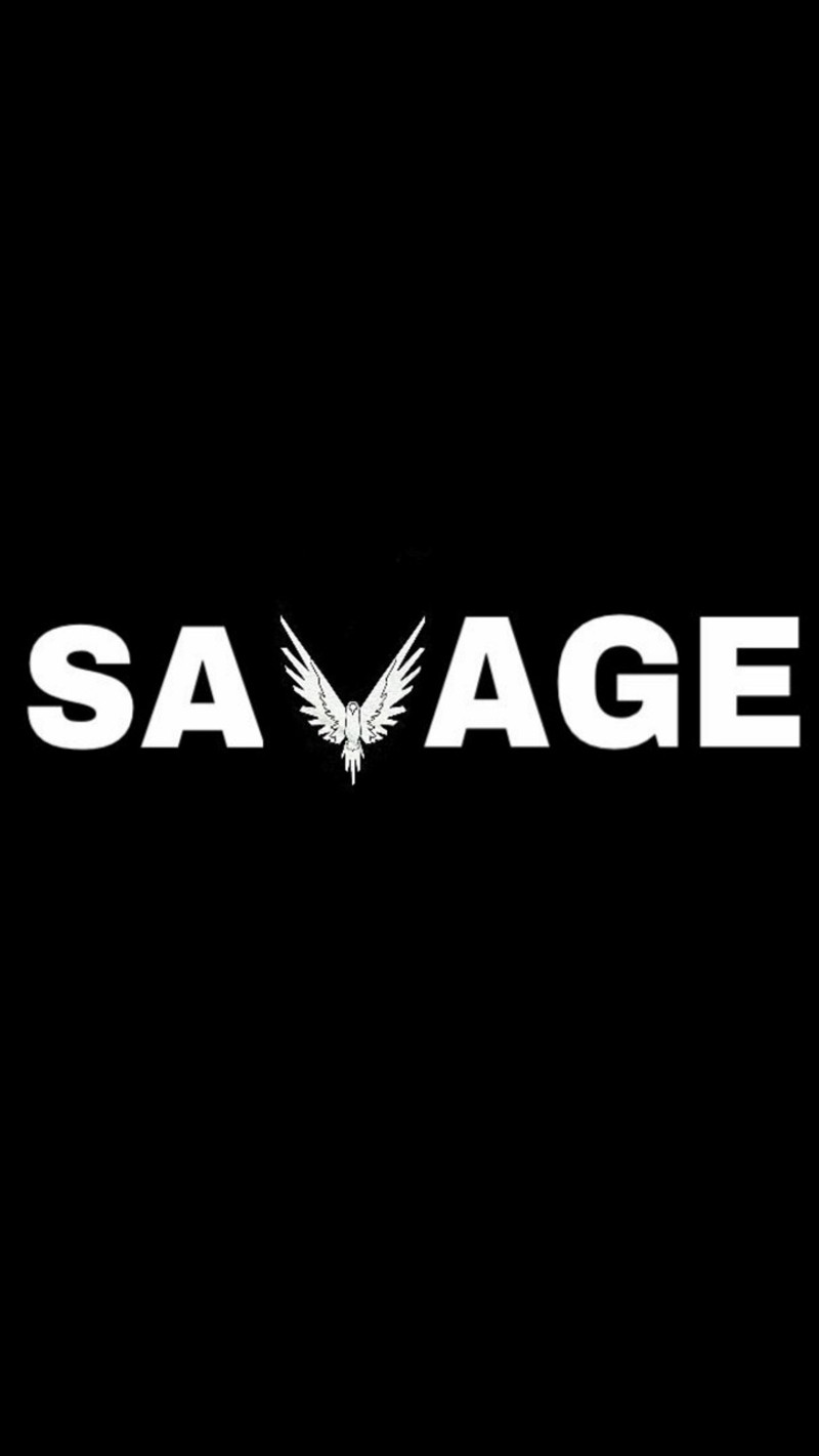 Черный фон с белым орлом и надписью 'сavage' (логан пол, суровый)