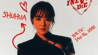 Shuhua von (G)I-DLE in einem auffälligen Teaser für das Album "I Never Die", das ihren mutigen und kantigen Stil zeigt.