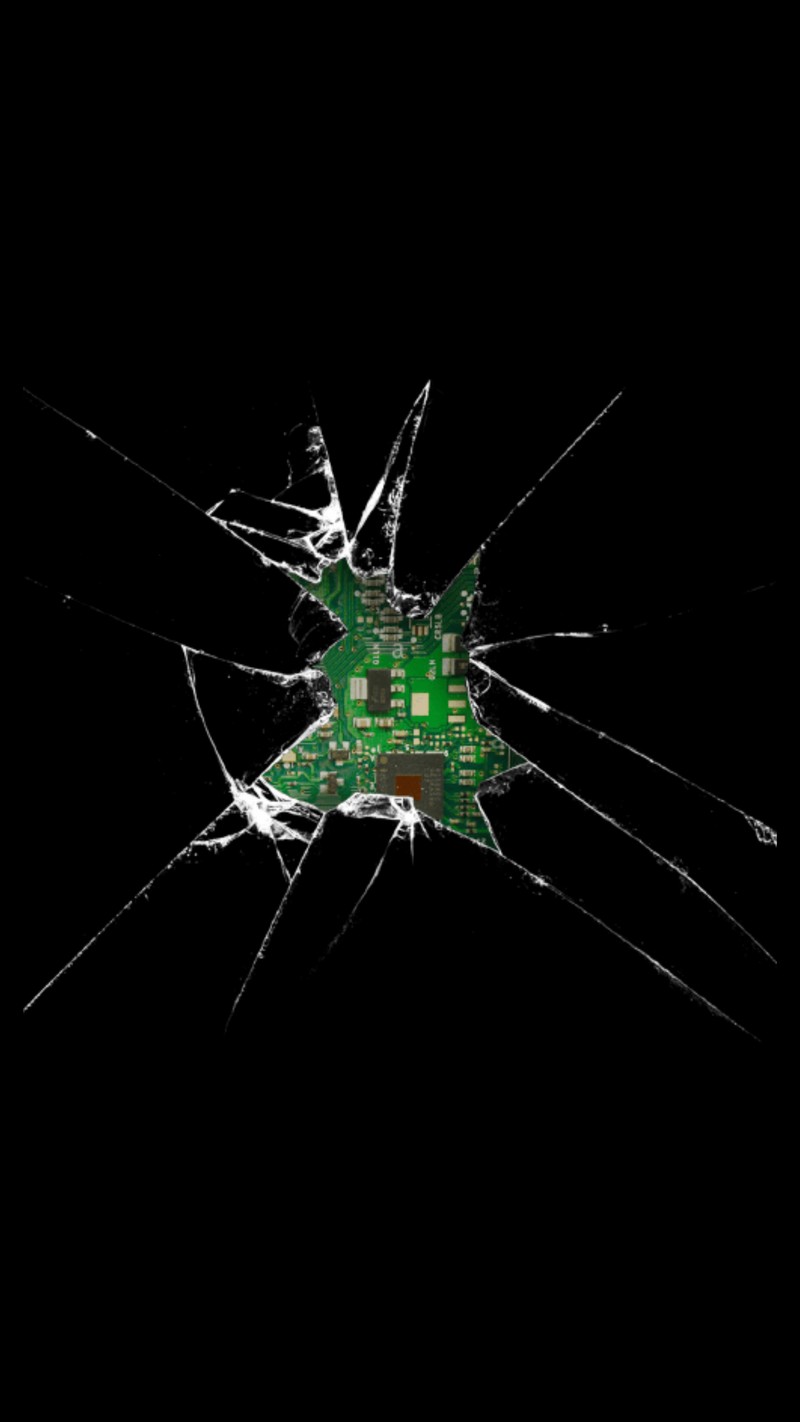 Приближенное изображение разбитого стекла с компьютерной платой на нем (абстрактный цифровой, amoled, сломанный, разбитый экран, смешной)