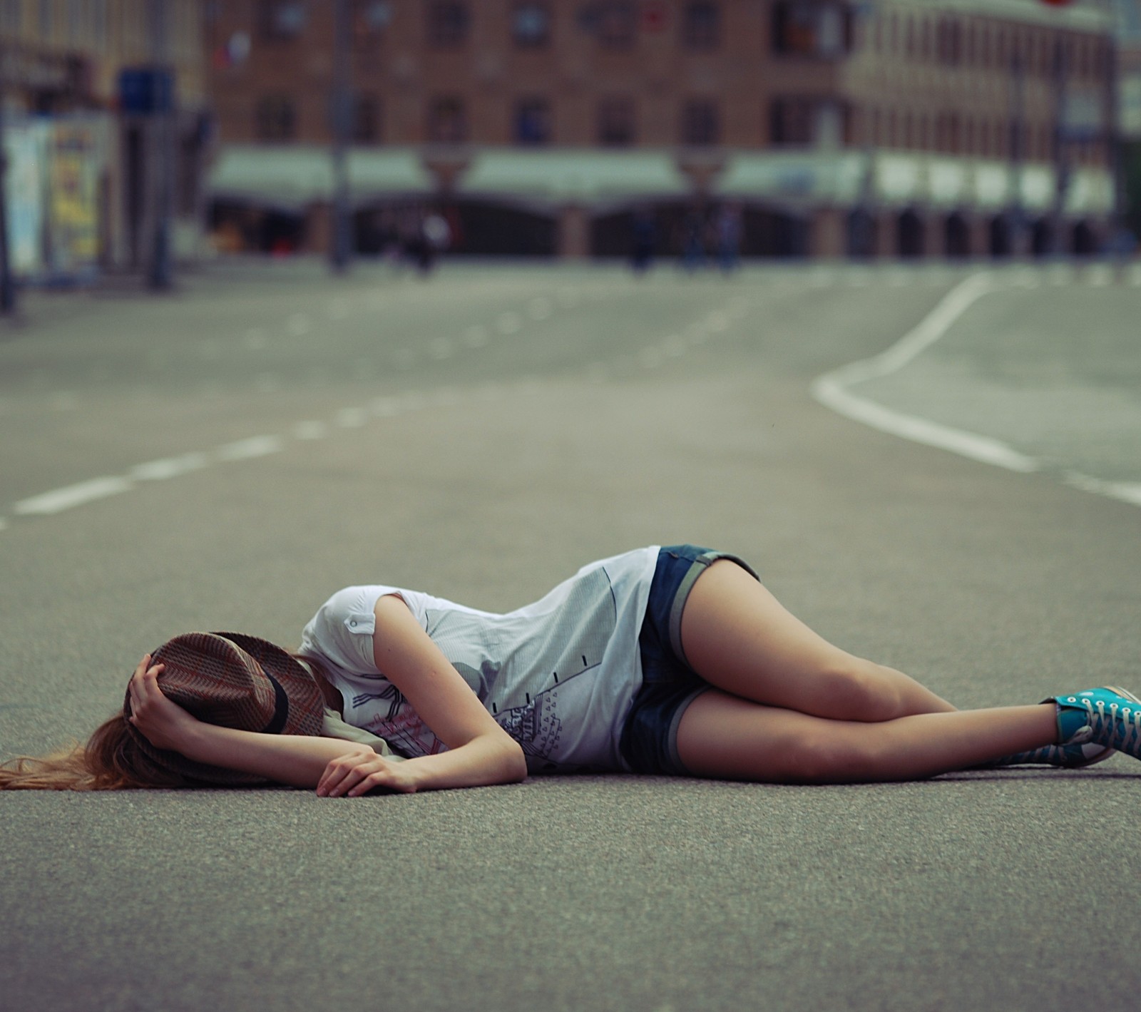 girl, laying, model, road, sleep Download Wallpaper