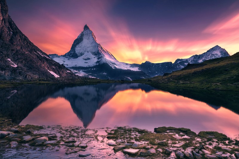 Горный массив с озером и горой на заднем плане (маттерхорн, matterhorn, гора, природа, отражение)