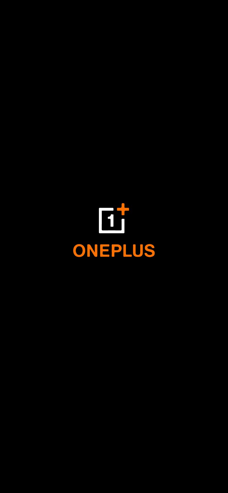 Крупный план мобильного телефона с логотипом oneplus на нем (amoled, чёрный, тёмный, iphone, mclaren)