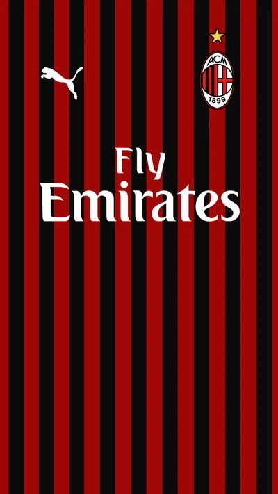 Camiseta local del AC Milan: diseño de Puma con patrocinador Fly Emirates