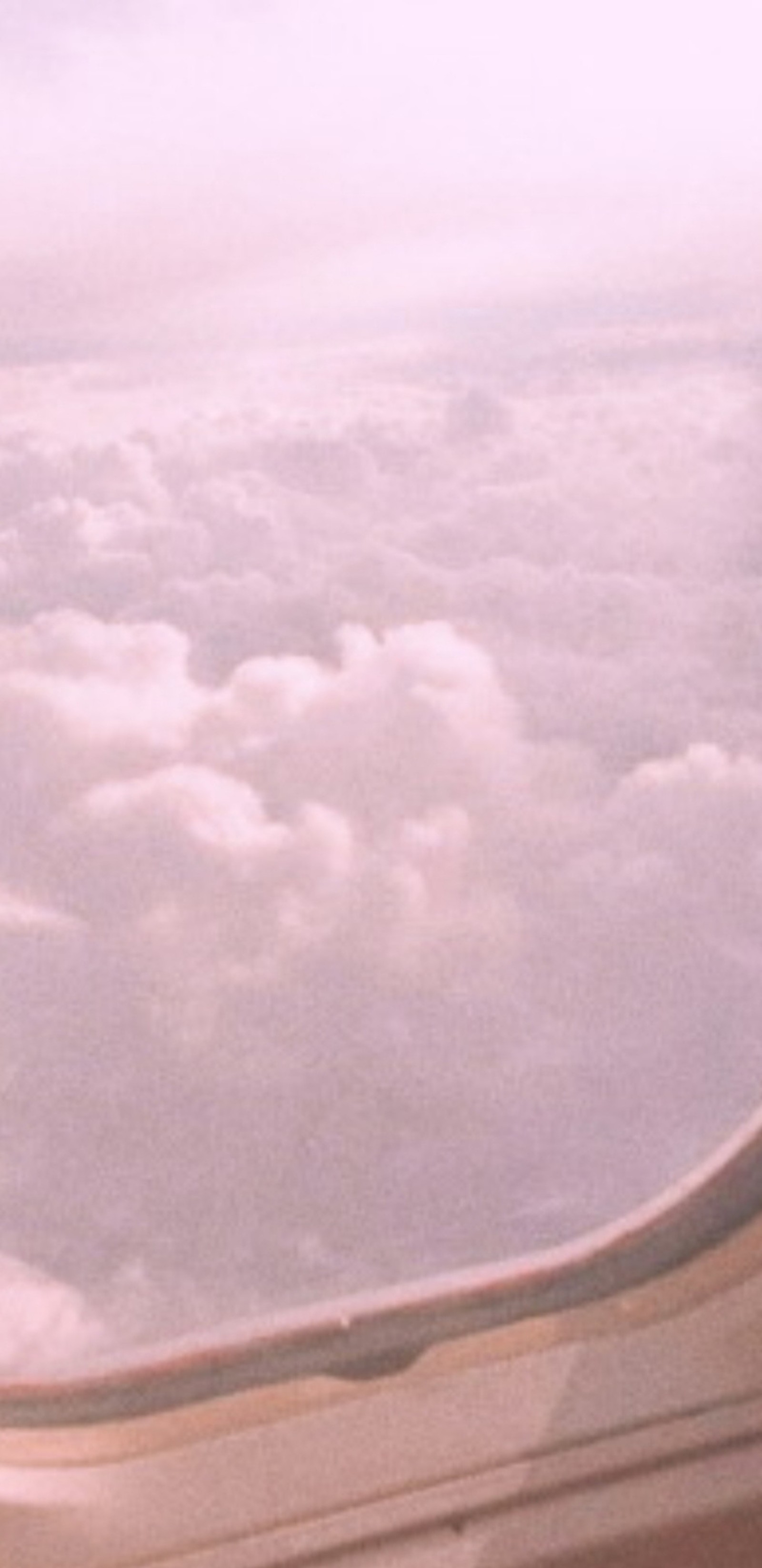 Vue de l'aile d'un avion depuis la fenêtre (esthétique, avion, bleu, nuage, nuages)