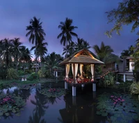 Retiro en un paraíso tropical en medio de la exuberante naturaleza