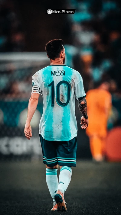 Messi en action : représentant l'Argentine dans la gloire du football