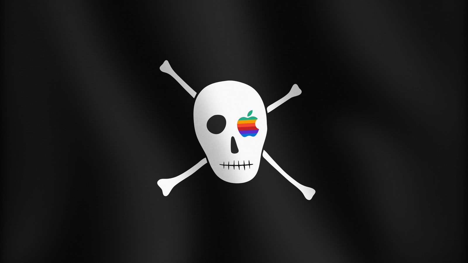 Un primer plano de una calavera y huesos cruzados con un logo de manzana (manzanas, piratería, camiseta, jolly roger, ojo)