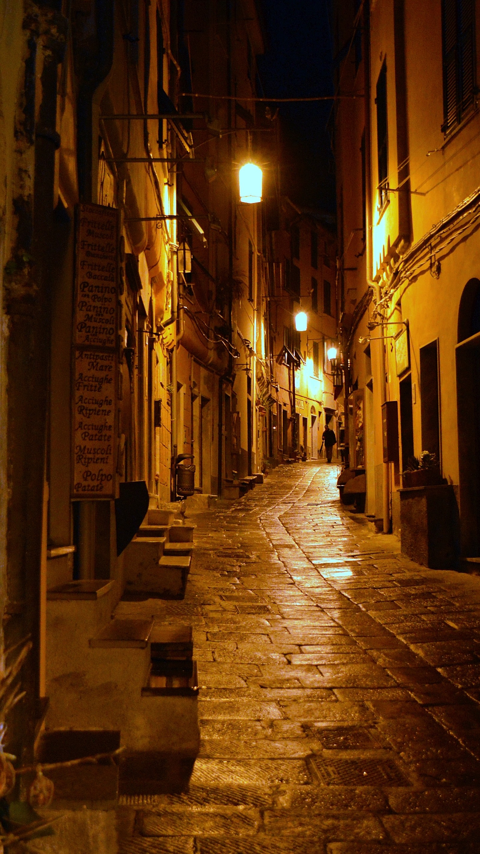 Lade stadt, nacht Hintergrund herunter