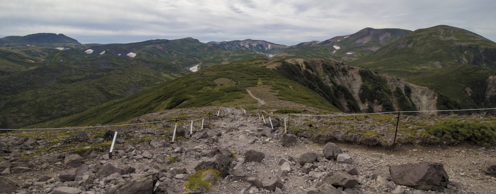 Lade gebirgskamm, hochland, berg, hügel, gefallen Hintergrund herunter